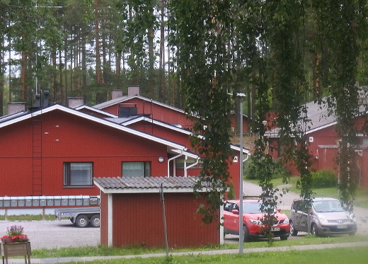 Lemin Vanhustentuki rakennutti ensimmäiset talonsa vuonna 1975.