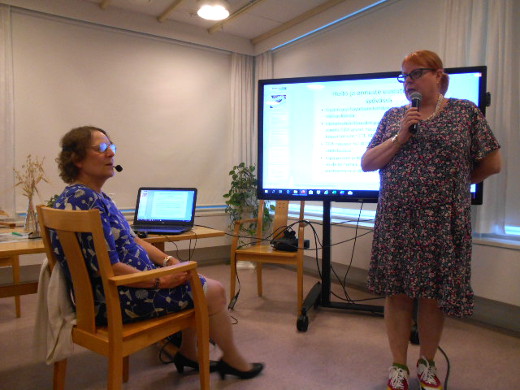 Kuvassa vasemmalla Marja Hilska ja oikealla Tuula Helen Eksotelta.