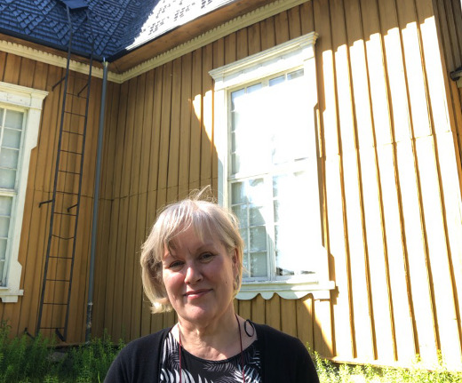 Maarit Kirvessalo-Nurmelalla on paljon muistoja Lemiltä ja Lemin kirkosta 1980-luvulta.